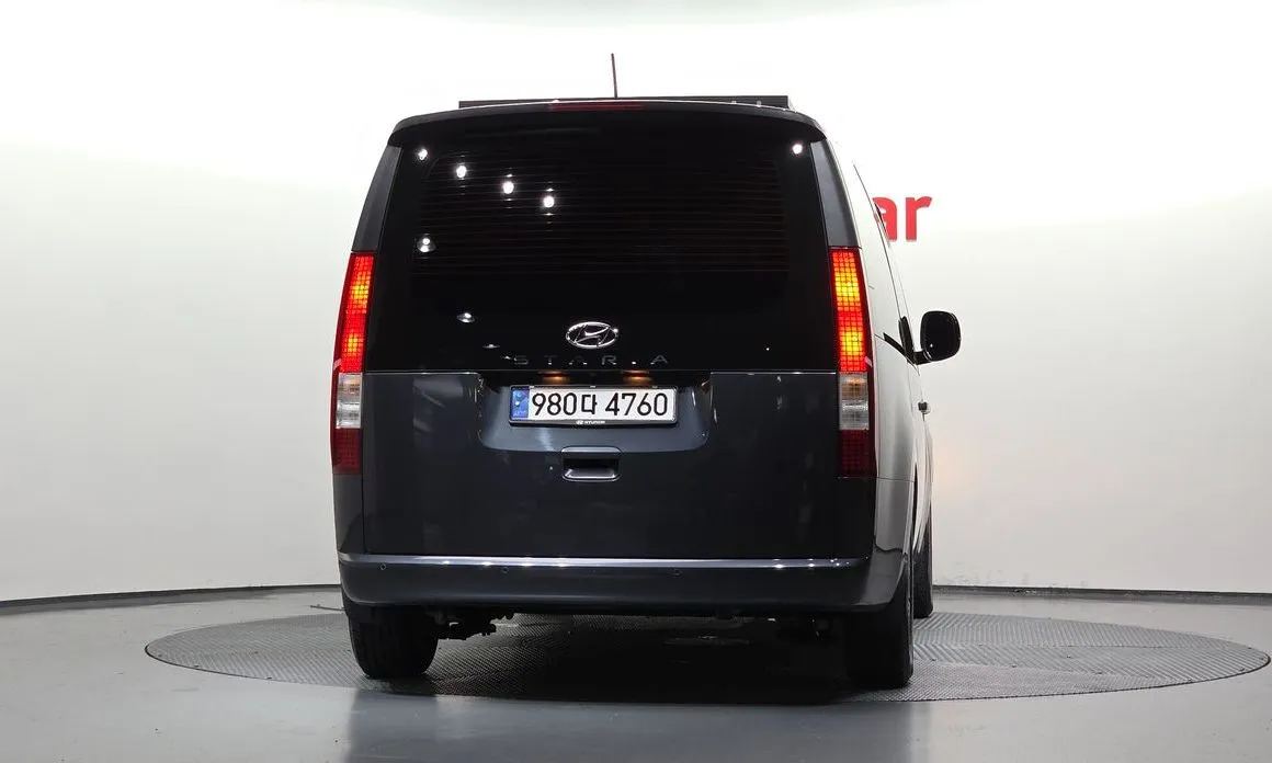Hyundai Staria 2022 из KR, фото 2