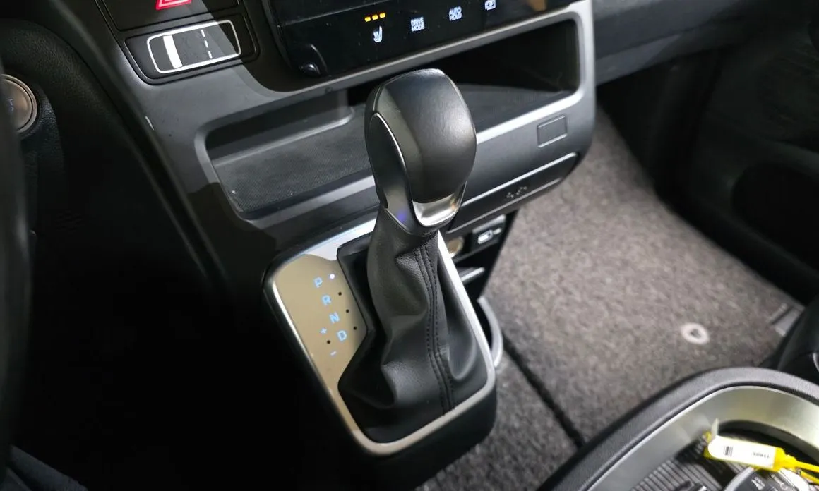 Hyundai Staria 2022 из KR, фото 5