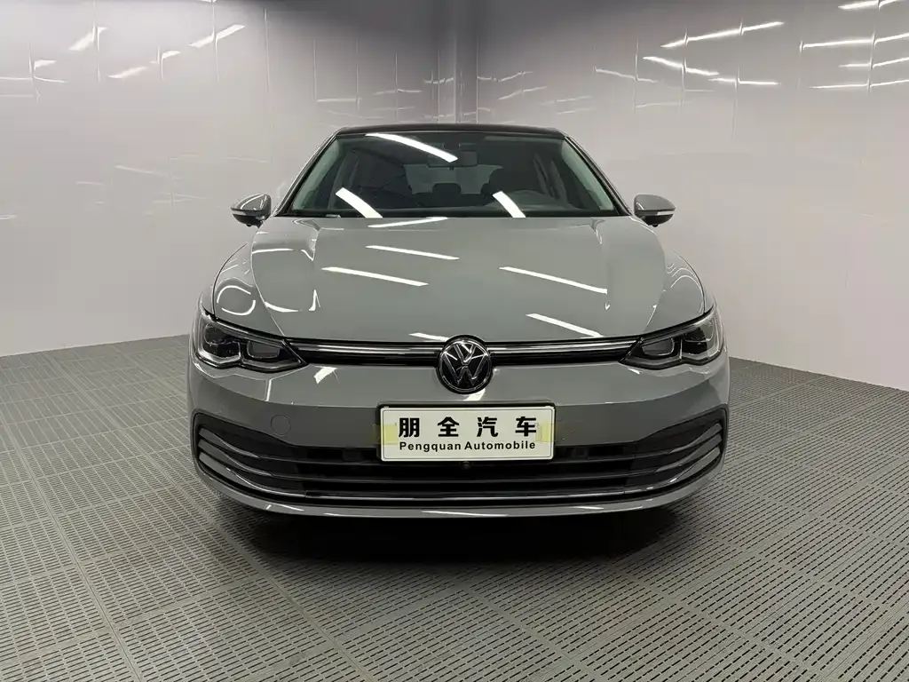 Volkswagen Golf — фото 8