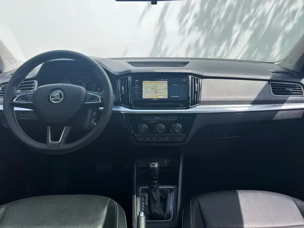 Skoda Kamiq — фото 7