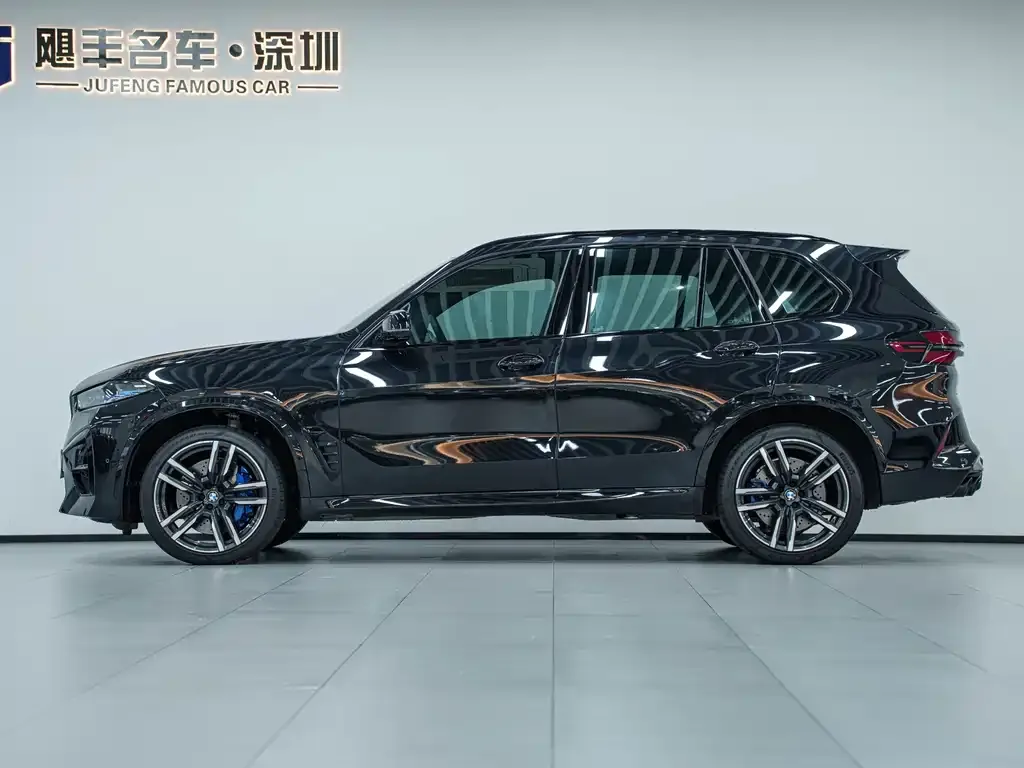 BMW X5 M 2024 из CN, фото 8