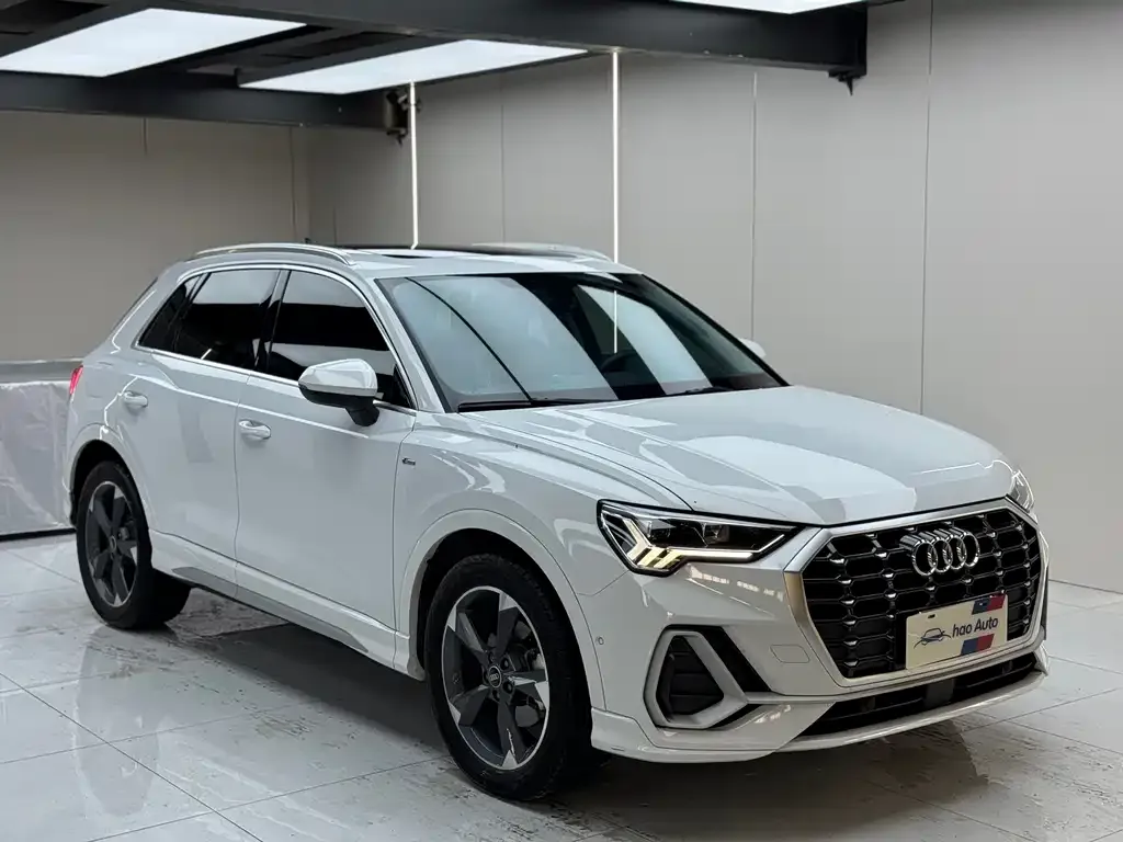 Audi Q3 — фото 4
