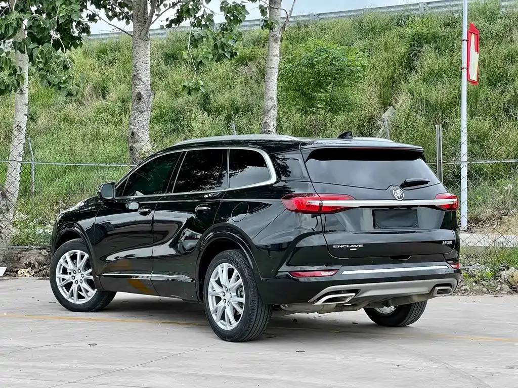 Buick Enclave 2022 из CN, фото 10