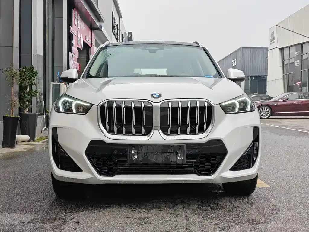 BMW X1 — фото 6