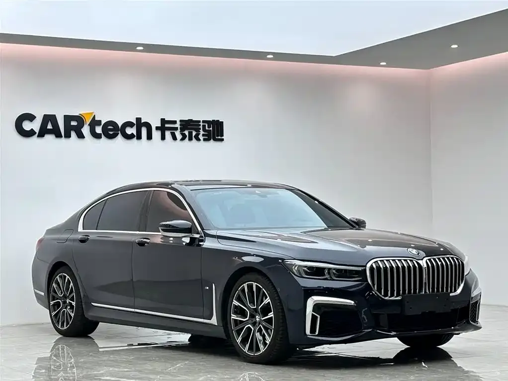 BMW 7 Series 2022 из CN, фото 3