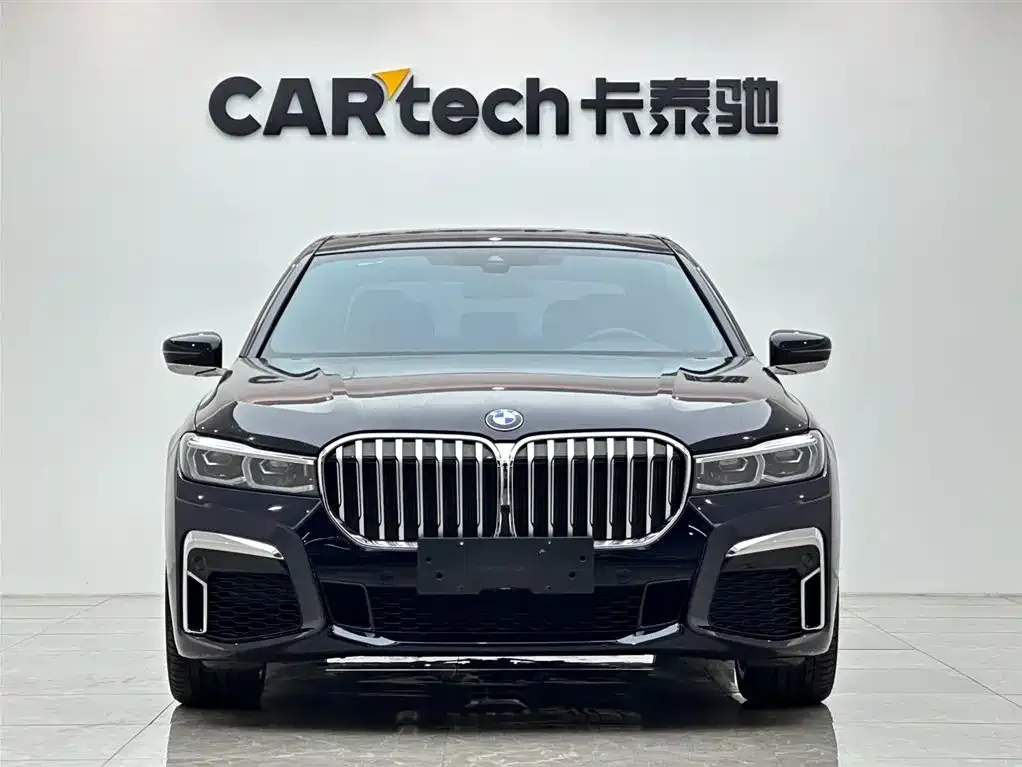 BMW 7 Series 2022 из CN, фото 9
