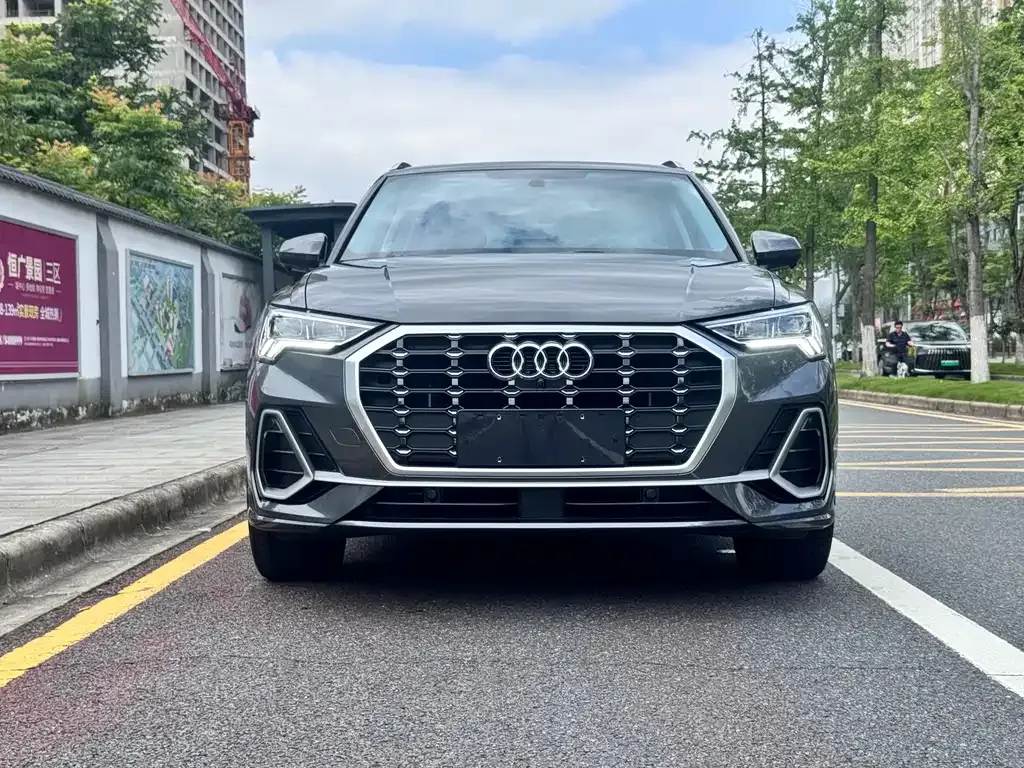 Audi Q3 — фото 2