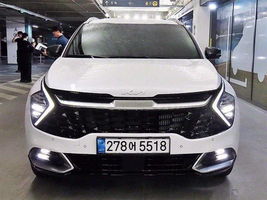 Kia Sportage — фото 1