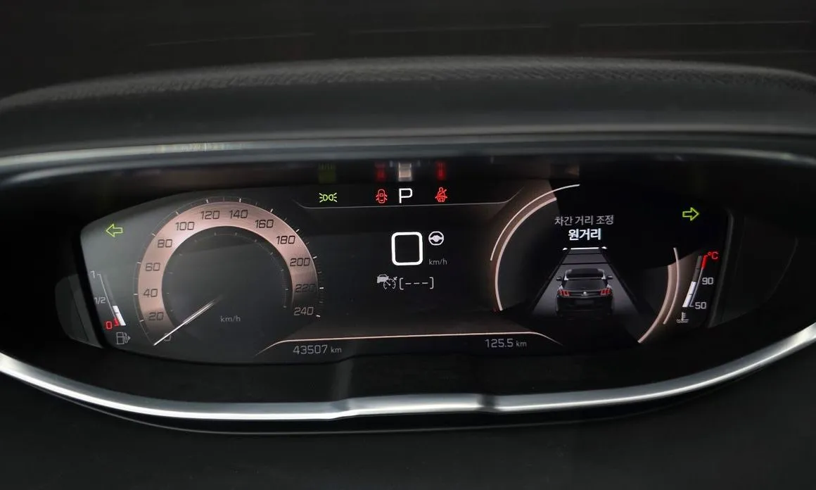 Peugeot 5008 2022 из KR, фото 7