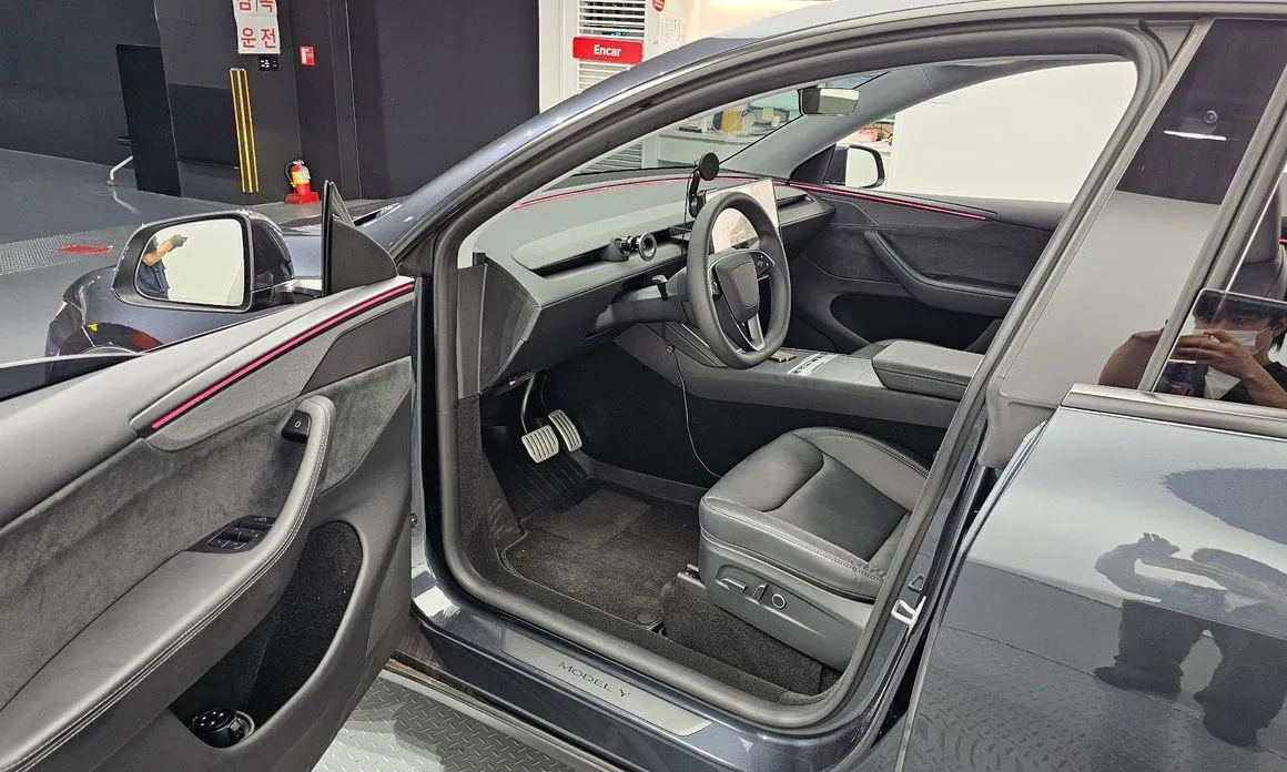 Tesla Model Y 2025 из KR, фото 10