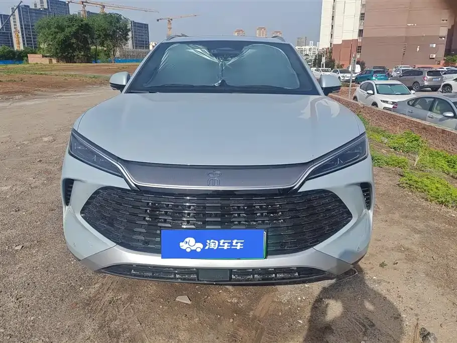 BYD L DM-i — фото 8