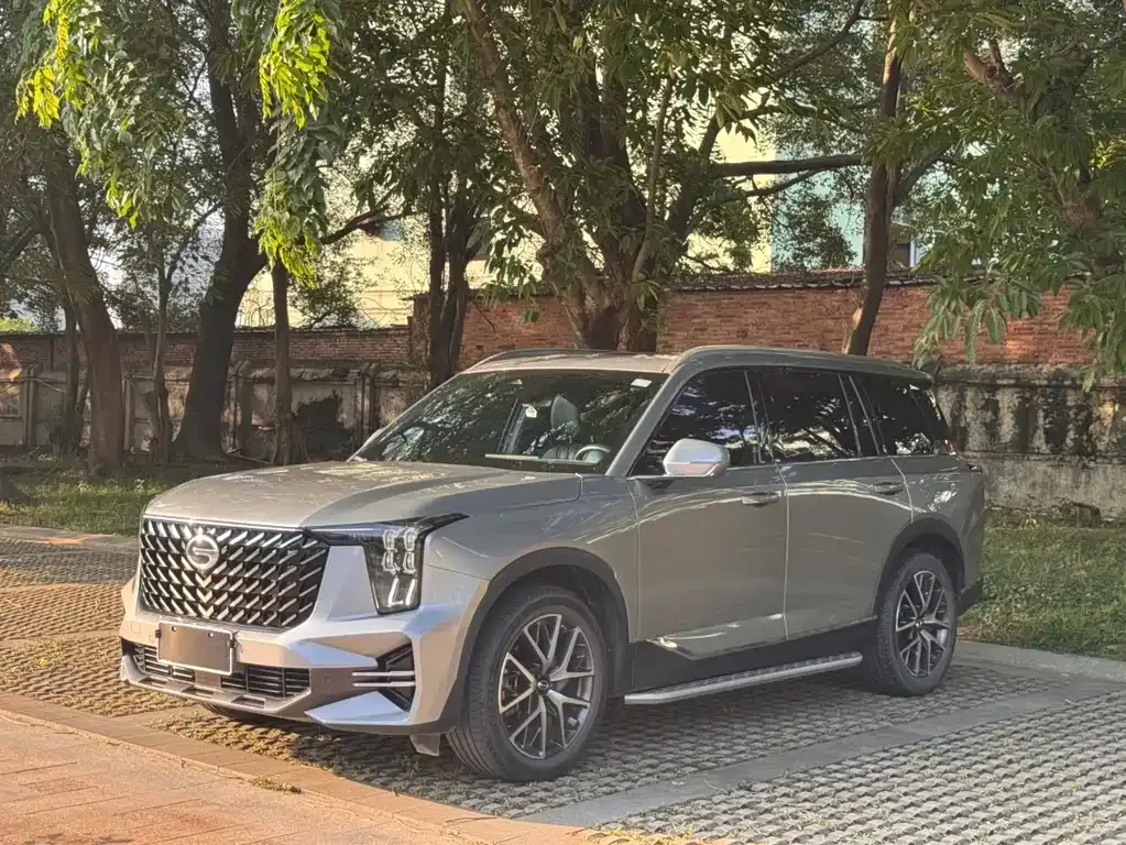 GAC Motor Trumpchi GS8 — фото 1