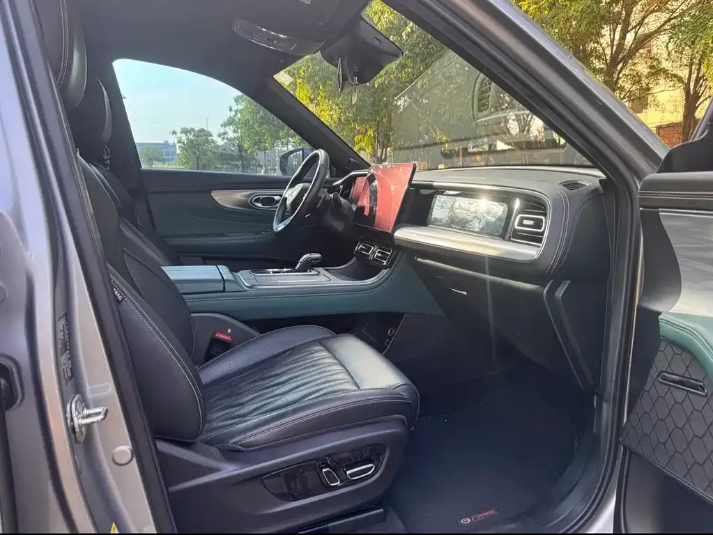 GAC Motor Trumpchi GS8 — фото 3