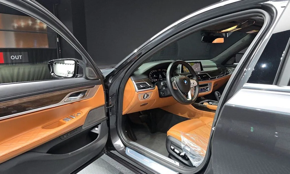 BMW 7-Series 2021 из KR, фото 9