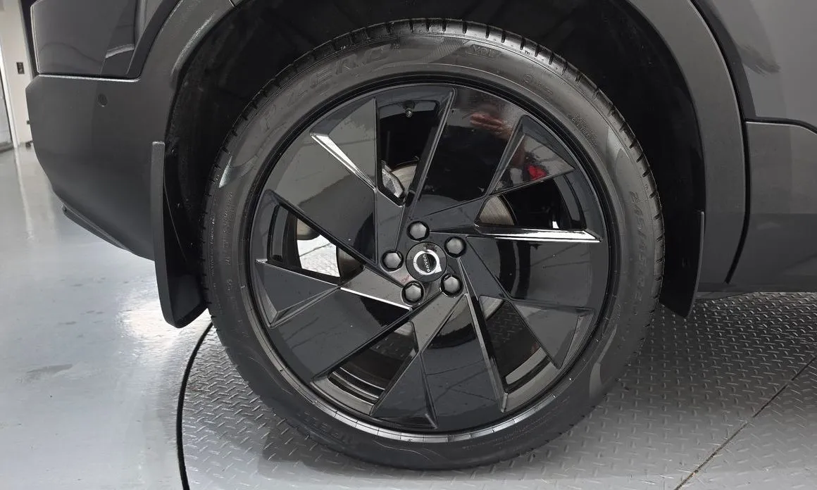 Volvo XC40 2025 из KR, фото 6