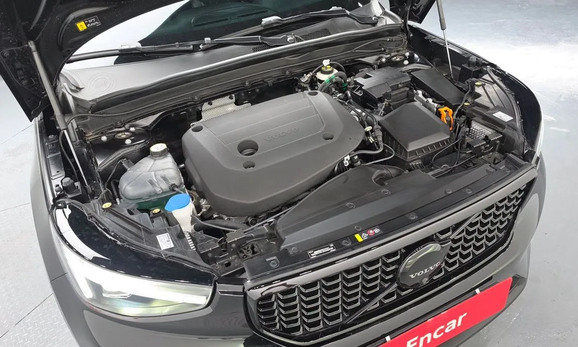 Volvo XC40 2025 из KR, фото 10