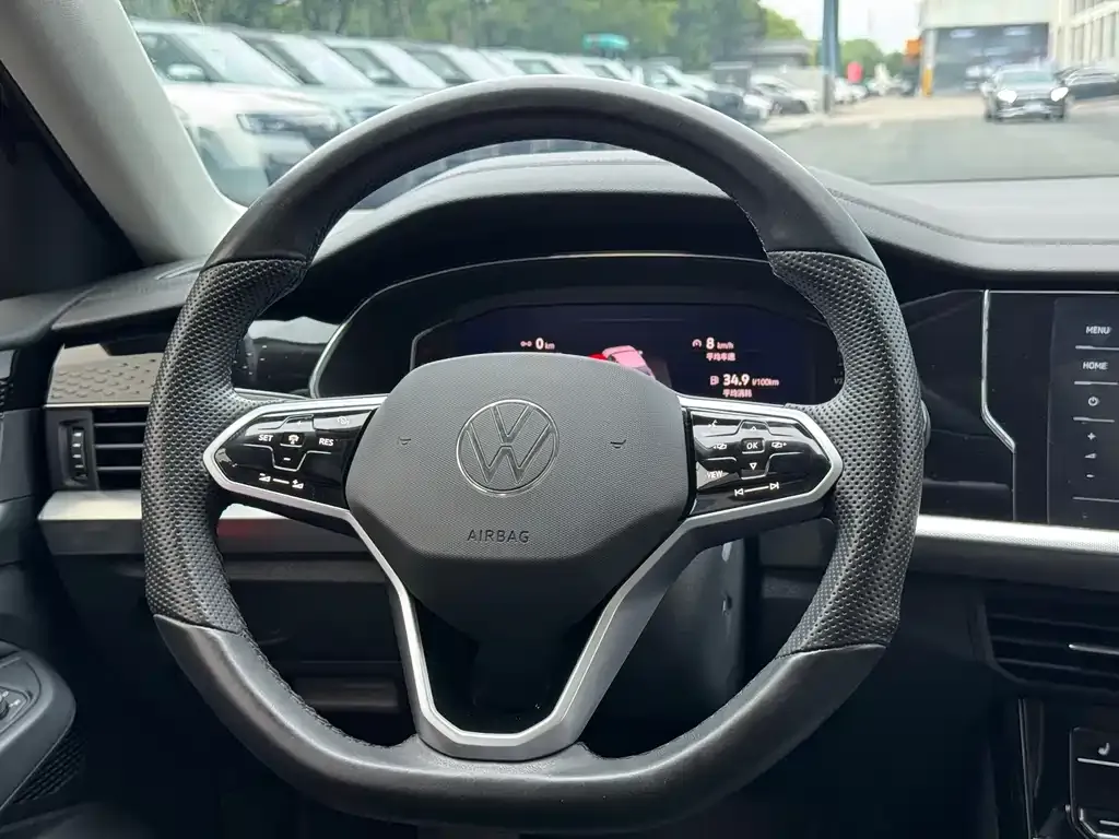 Volkswagen Passat — фото 9