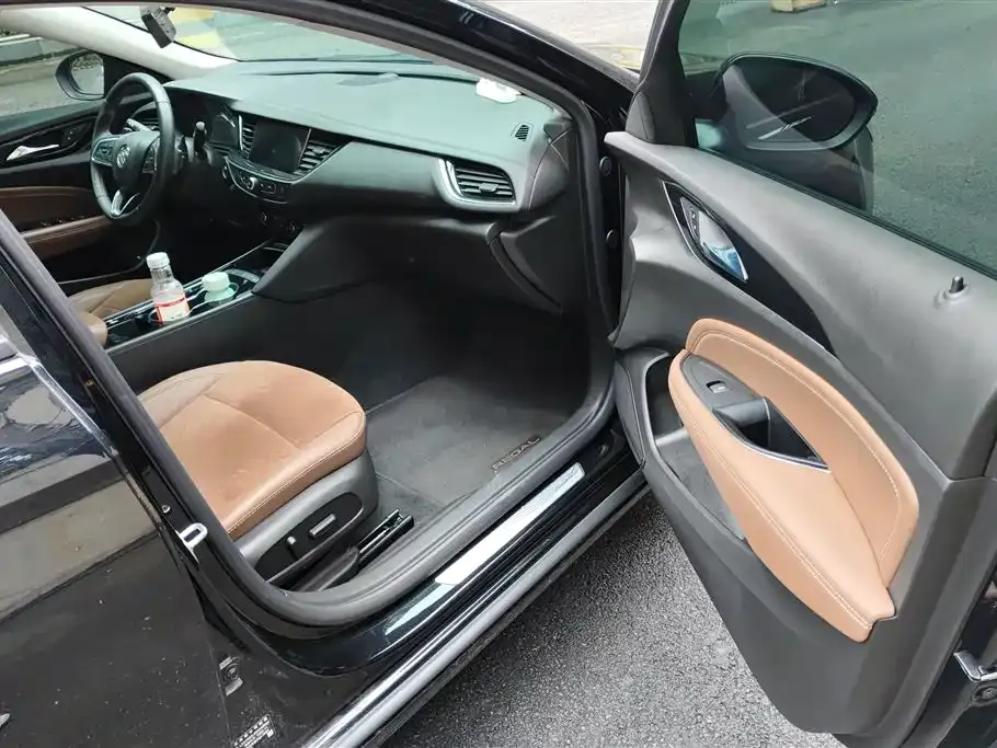 Buick Regal — фото 3