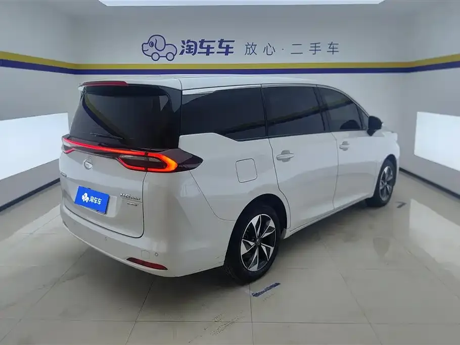 GAC Motor Trumpchi M6 — фото 3