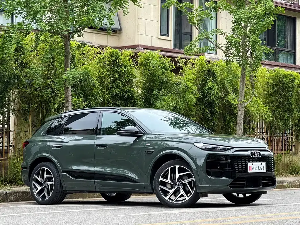 Audi Q6L e-tron — фото 8
