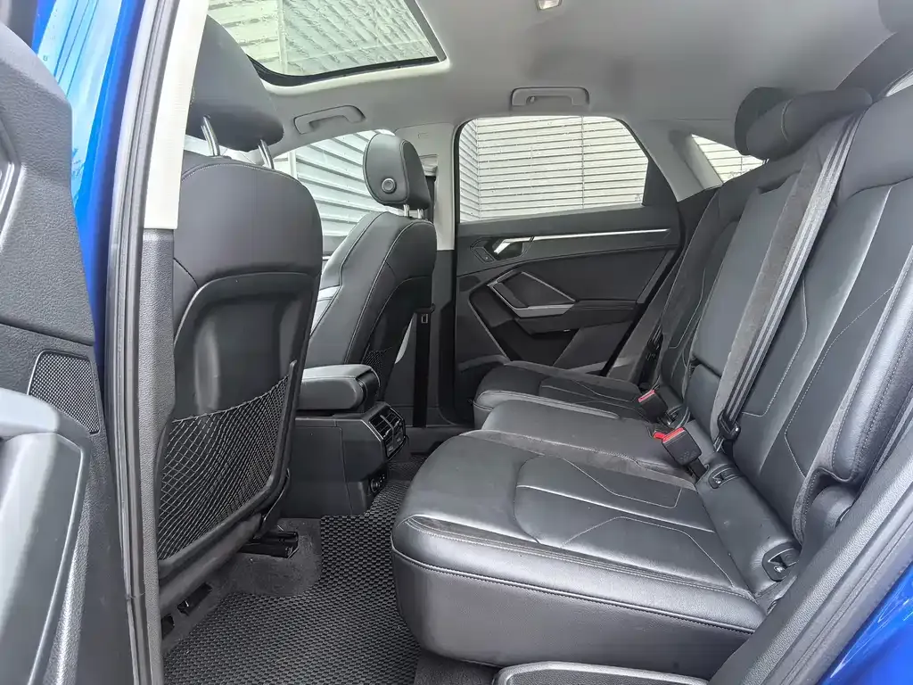 Audi Q3 Sportback 2022 из CN, фото 4