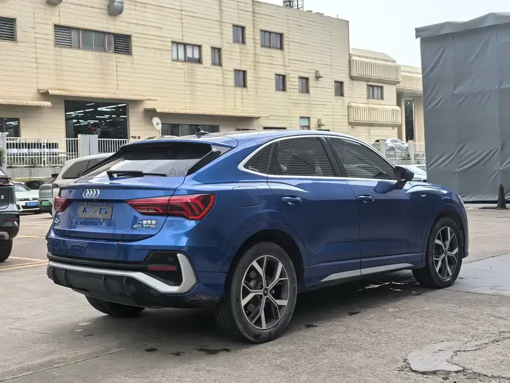 Audi Q3 Sportback 2022 из CN, фото 3