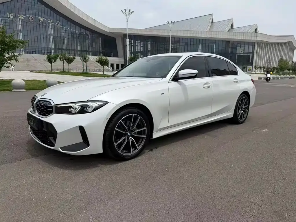 BMW 3 Series — фото 1