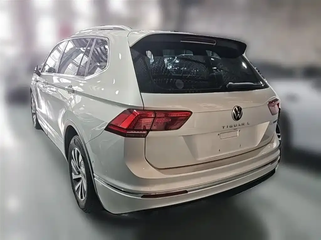 Volkswagen 途观L插电混动 2021 из CN, фото 10