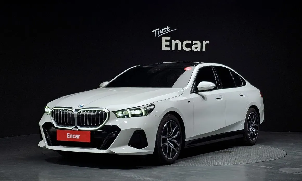 BMW 5-Series 2025 из KR, фото 1