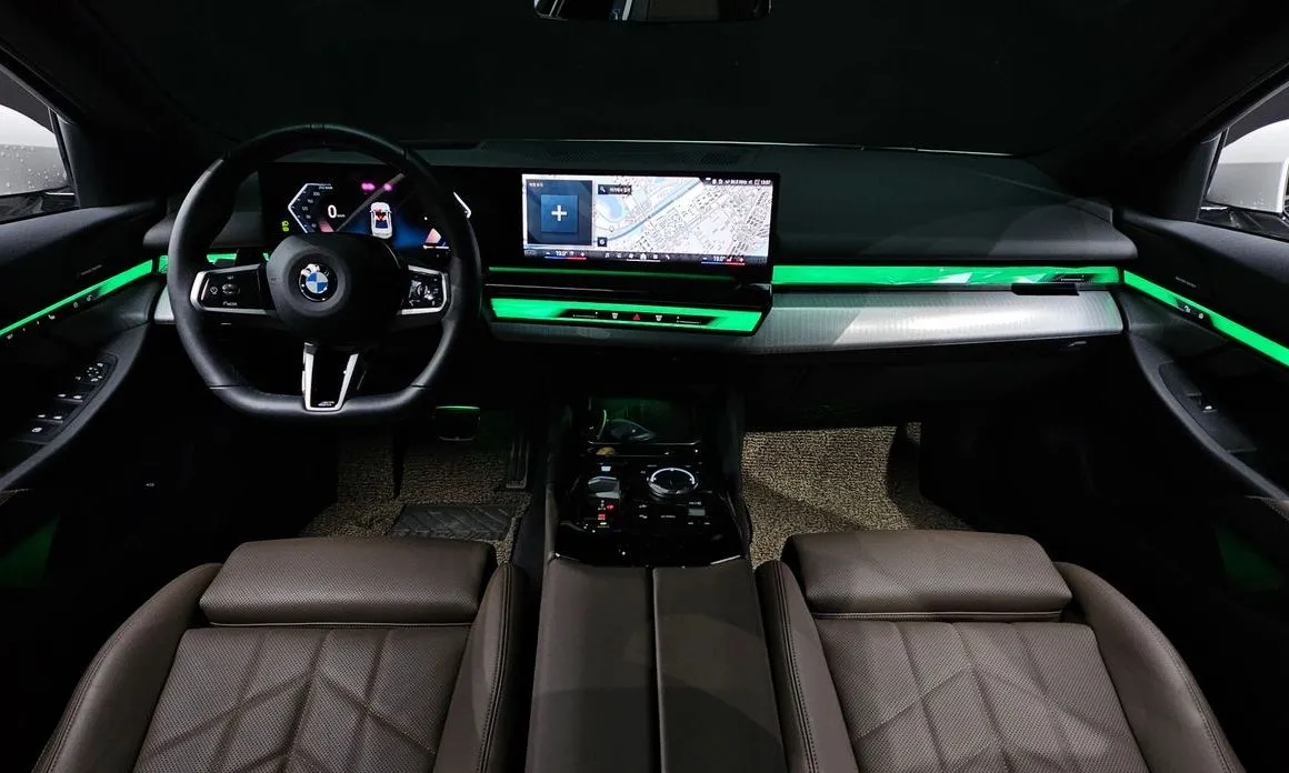 BMW 5-Series 2025 из KR, фото 5