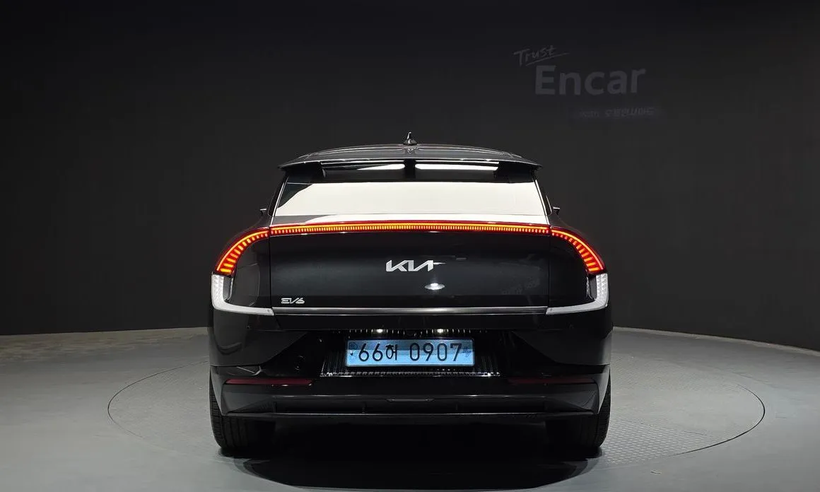 Kia EV6 — фото 6