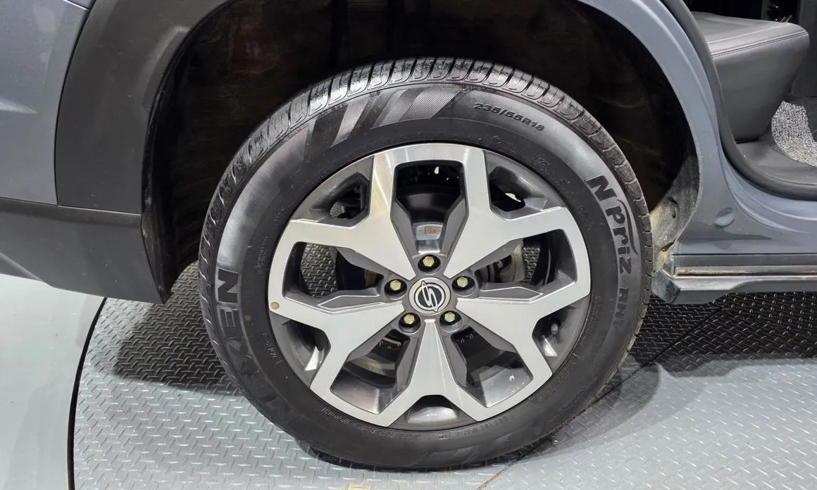 KG Mobility (Ssangyong) Torres — фото 4