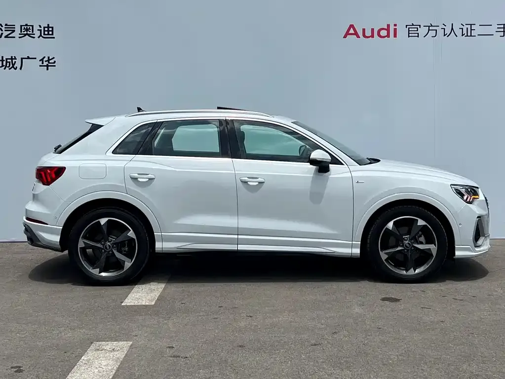 Audi Q3 — фото 6