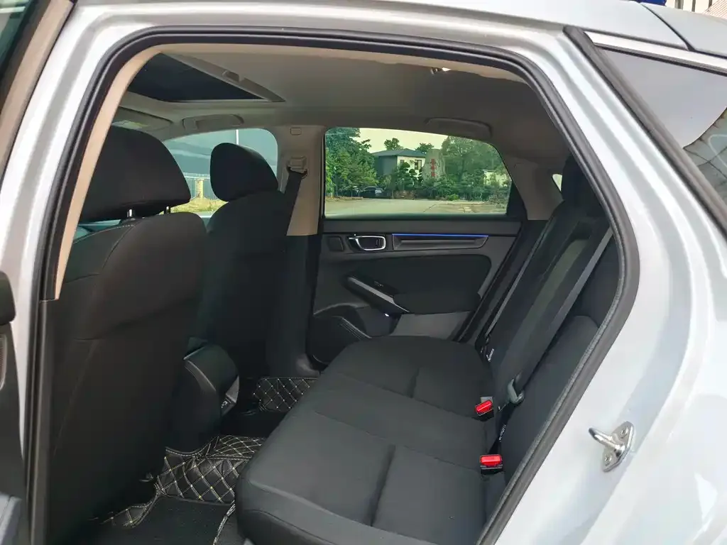 Honda Civic — фото 7