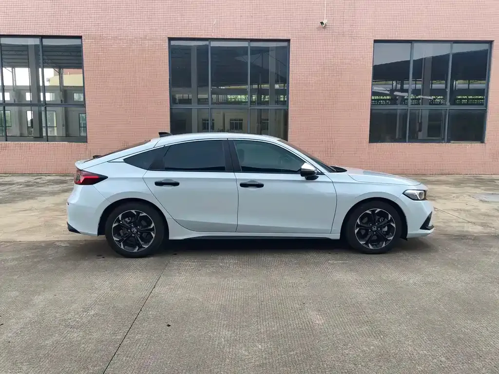 Honda Civic — фото 3