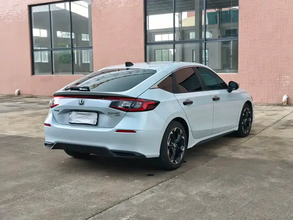 Honda Civic — фото 9