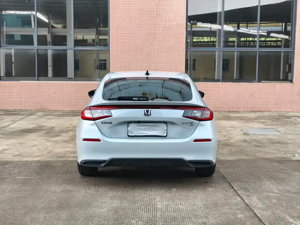 Honda Civic — фото 10