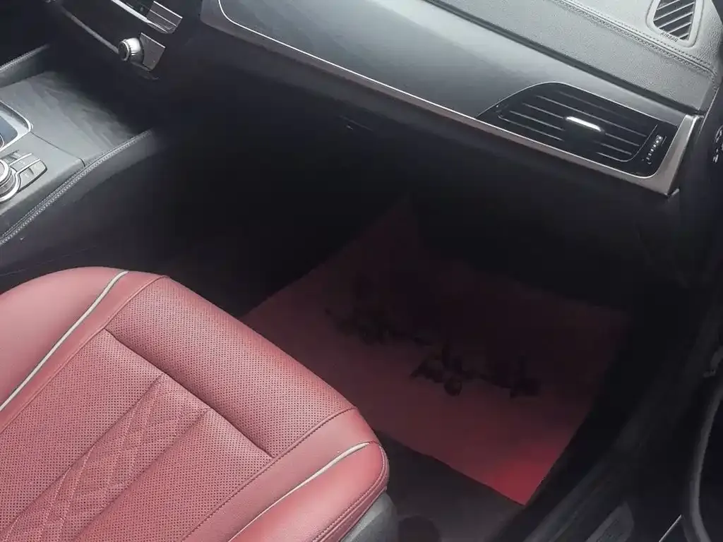 BMW 5 Series 2022 из CN, фото 2