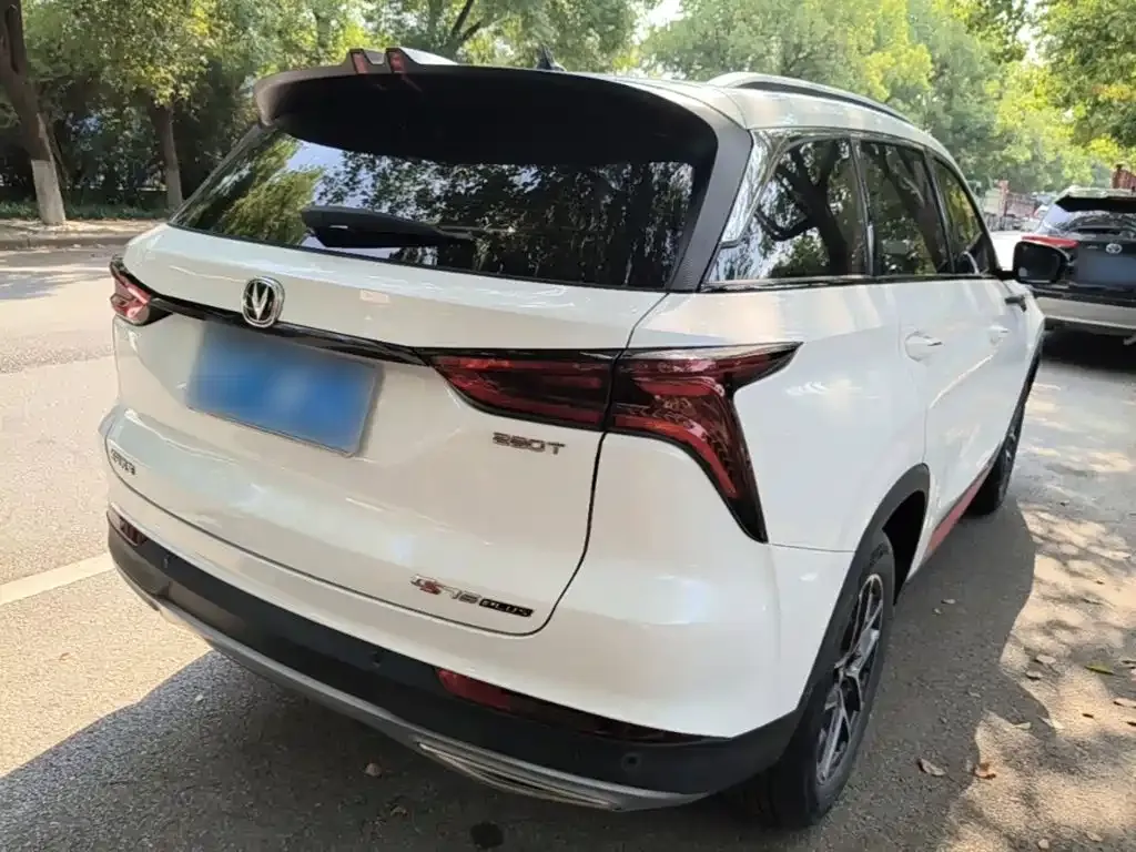 Changan CS75PLUS 2023 из CN, фото 2