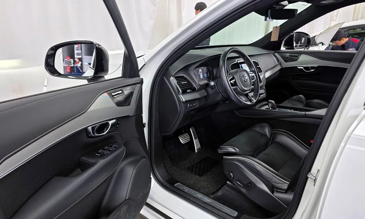 Volvo XC90 2021 из KR, фото 9