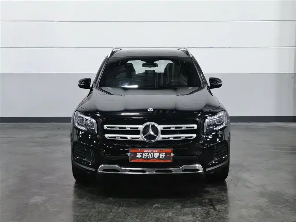 Mercedes-Benz GLB — фото 3