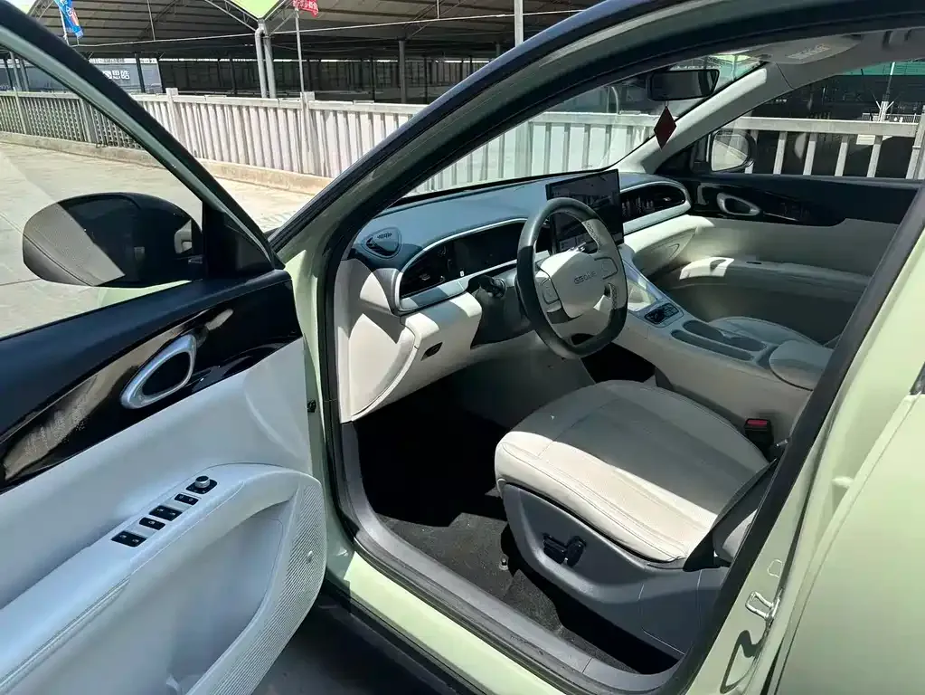 Geely Starburst — фото 10