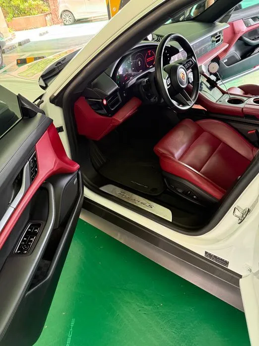 Porsche Taycan 2021 из KR, фото 8