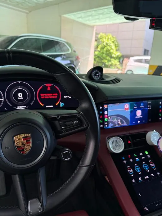 Porsche Taycan 2021 из KR, фото 7