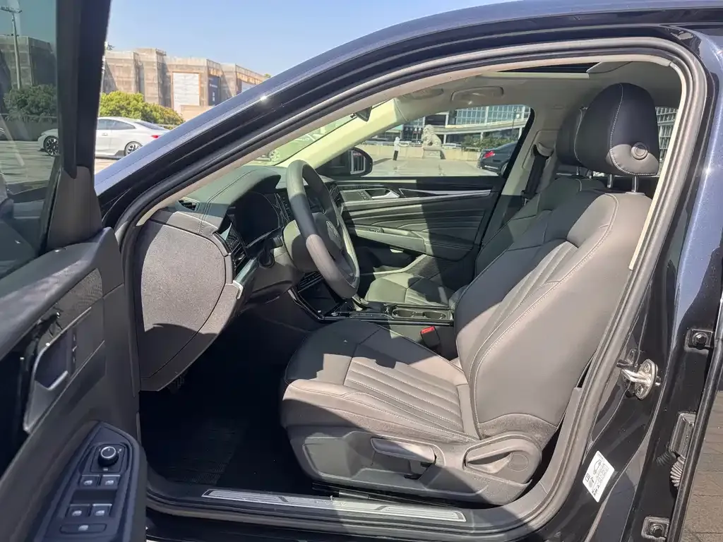 Volkswagen 帕萨特插电混动 — фото 10