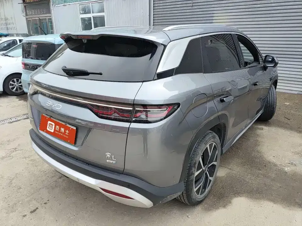 BYD L DM-i — фото 7