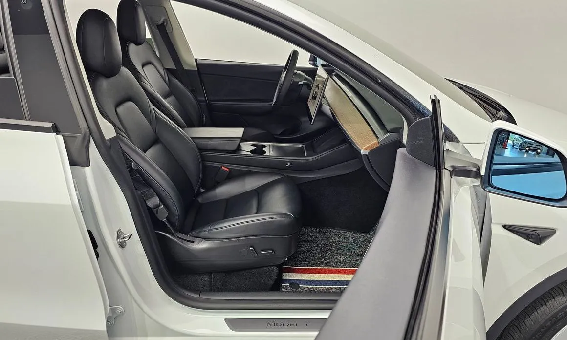 Tesla Model Y 2022 из KR, фото 10