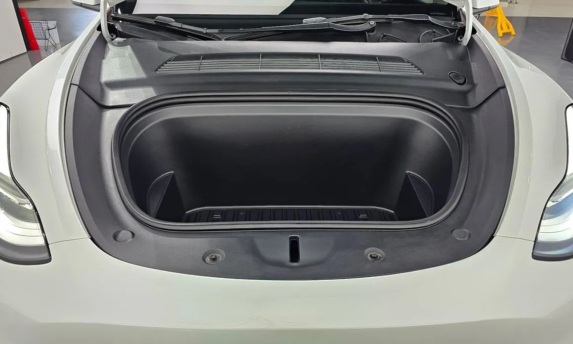 Tesla Model Y 2022 из KR, фото 8