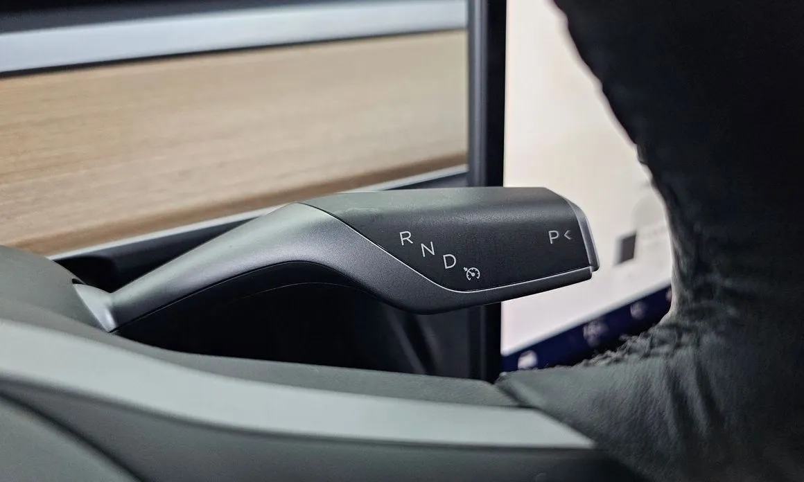 Tesla Model Y 2022 из KR, фото 7