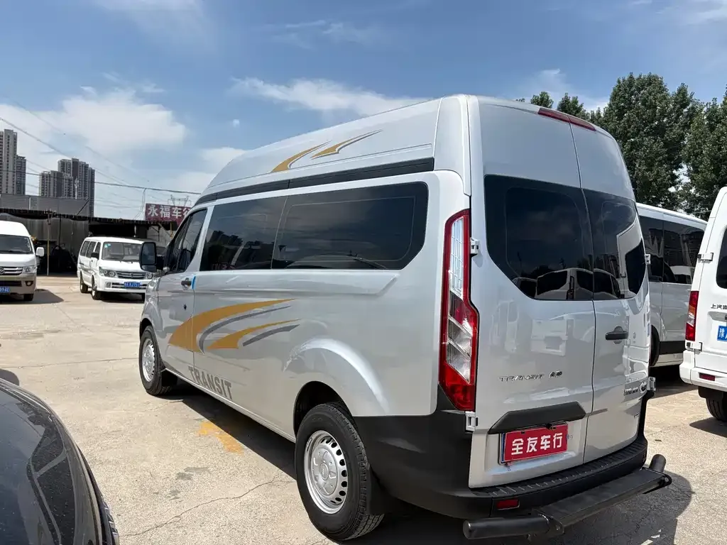 Ford Transit 2022 из CN, фото 3